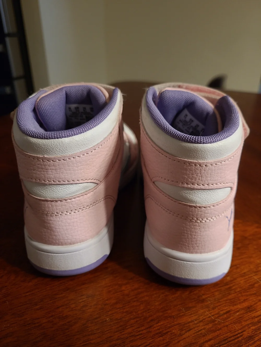 Puma Rebound Layup Friendship Girls, High-Top Sneakers with Star Beads, Pink 1Y